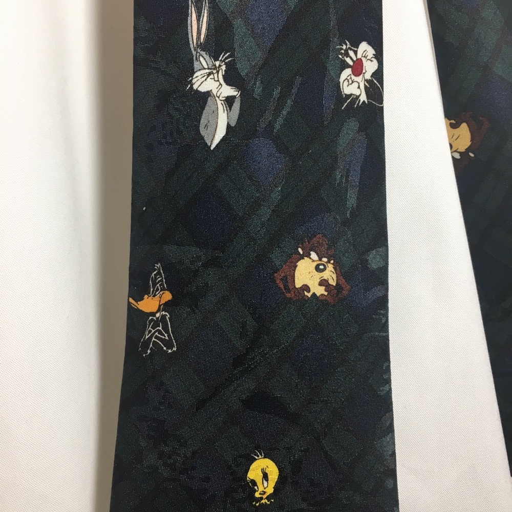 Looney Tunes Mania 100% Polyester Tie